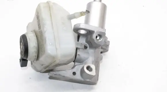 Audi A8 S8 D4 4H Master brake cylinder