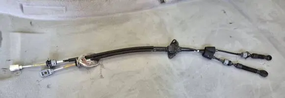 Hyundai i30 Gear shift cable linkage 43794A6100