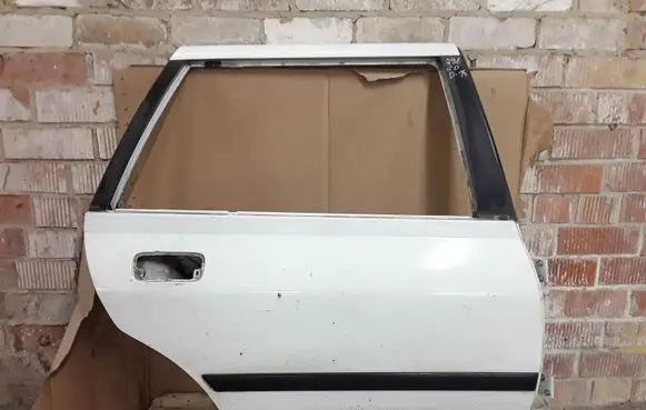 Peugeot 406 Rear door