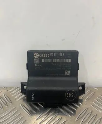 Audi A4 S4 B8 8K Gateway control module 8T0907468H