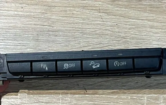 BMW X1 E84 Tailgate/trunk/boot open switch 9195195