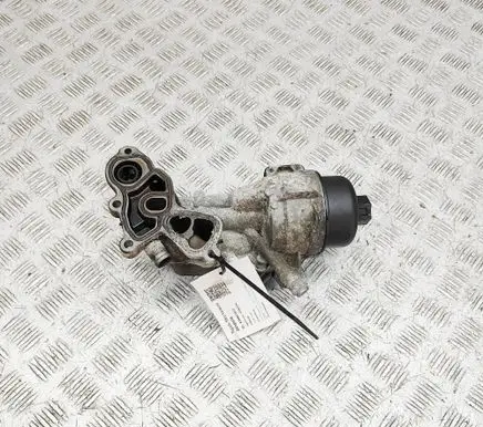 Mini Cooper Countryman R60 Oil filter cover 8643745