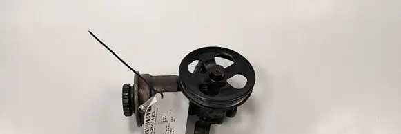 Toyota Yaris Power steering pump