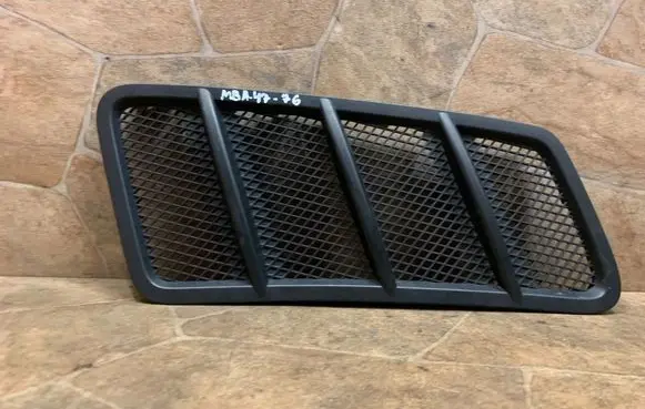 Mercedes-Benz GLE (W166 - C292) Quarter panel pressure vent A1668800205
