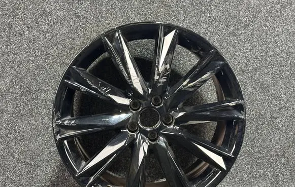 Audi e-tron R20 alloy rim 4KE071490A