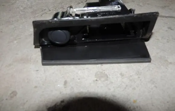 Opel Astra H Car ashtray 13133284