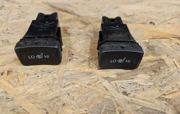 Suzuki SX4 S-Cross Seat heating switch 3785061M00