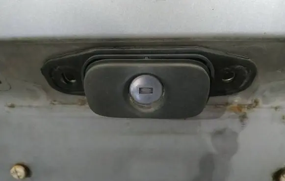 Volvo S40, V40 Tailgate exterior lock 