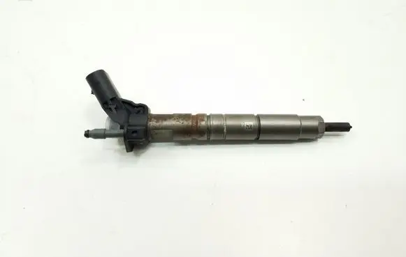Mercedes-Benz S W222 Fuel injector A6420701187