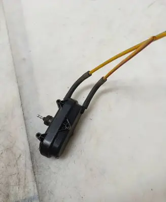Mercedes-Benz W123 Central locking vacuum pump 220783