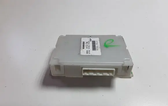 Nissan Juke I F15 Air conditioning/heating control unit 277601KK0A
