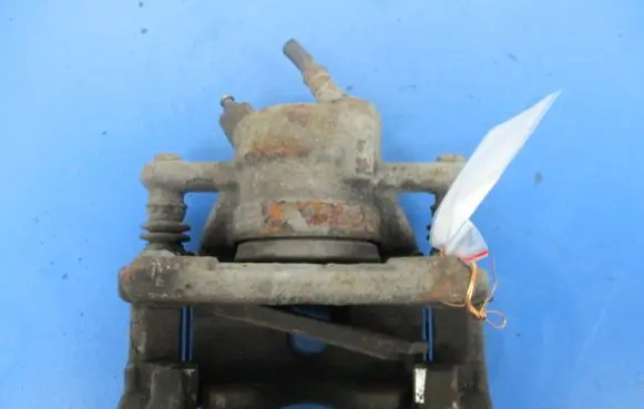 Renault Clio III Front brake caliper