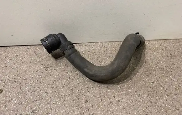Volkswagen PASSAT CC Engine coolant pipe/hose 1K0122291J