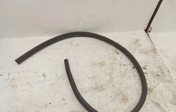 Mercedes-Benz E W238 Front door rubber seal A2386922500