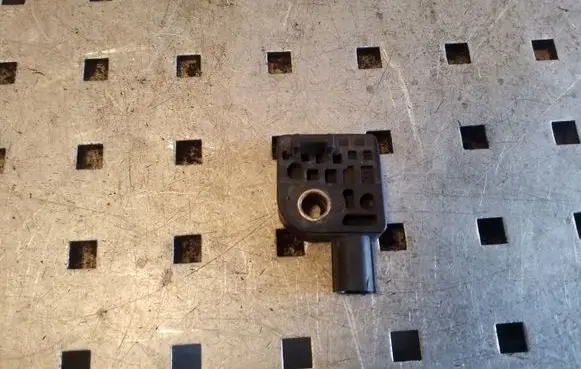 KIA Sportage Airbag deployment crash/impact sensor 959202S000