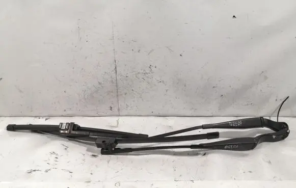 Alfa Romeo Brera Front wiper blade arm