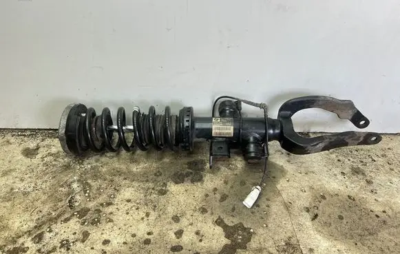 BMW 5 F10 F11 Front shock absorber with coil spring 6796858 10541310
