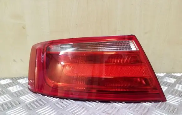 Audi A5 8T 8F Rear/tail lights 8T0945095