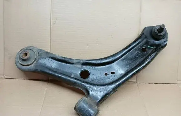 Suzuki Vitara (LY) Front lower control arm/wishbone
