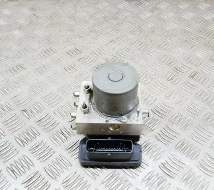 Mazda CX-3 ABS Pump D10J437A0 2265106452