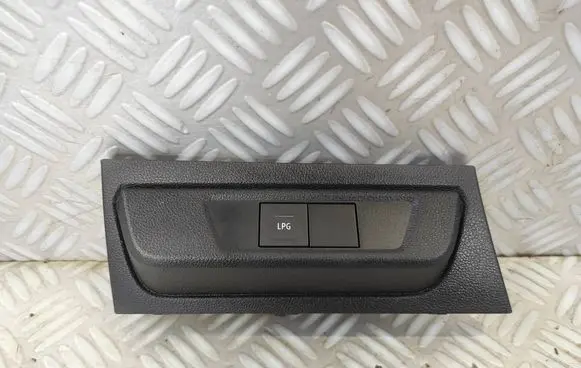 Other switches/knobs/shifts