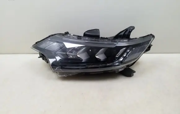Mitsubishi Outlander Headlight/headlamp ECM92121E10