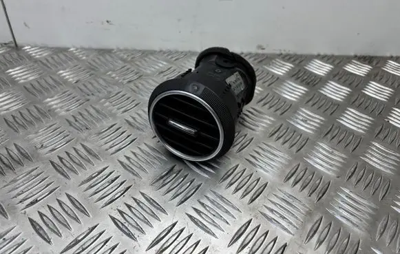 Audi A3 S3 8P Dashboard side air vent grill/cover trim 8P0820901A