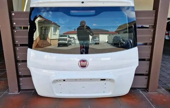 Fiat 500 Tailgate/trunk/boot lid