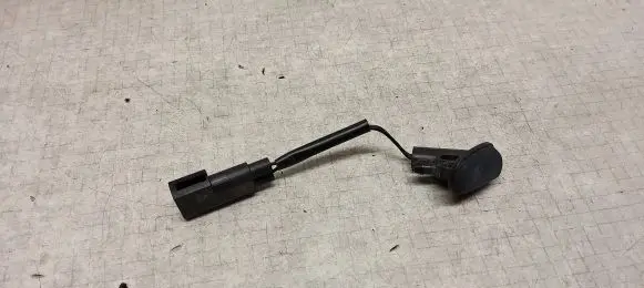 Ford Focus ST Windshield washer spray nozzle F1EB17666AA