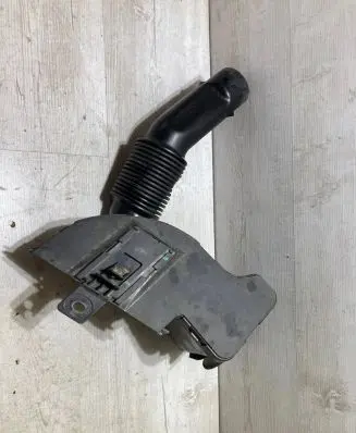 Citroen C3 Aircross Intake resonator 9682647680