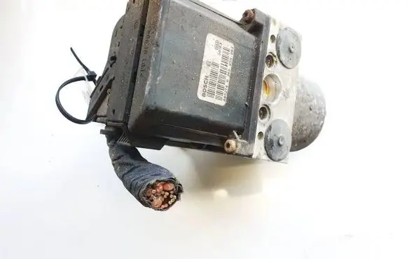 Skoda Superb B5 (3U) ABS Pump 0265225439 3u0614512d