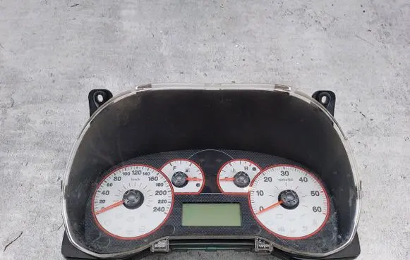 Fiat Grande Punto Speedometer (instrument cluster) 51718562