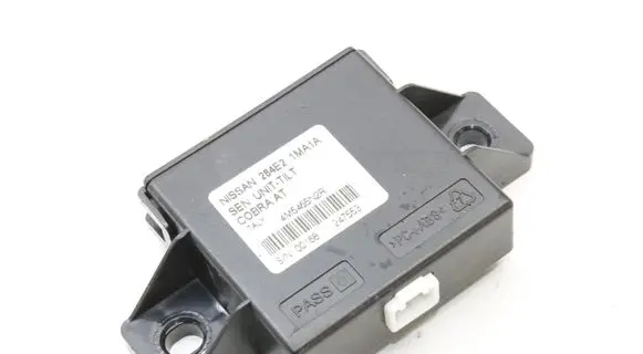 Infiniti M Y51 Alarm control unit/module 284E21MA1A