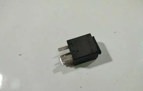 Audi A3 S3 8P Other relay 7M0951253C