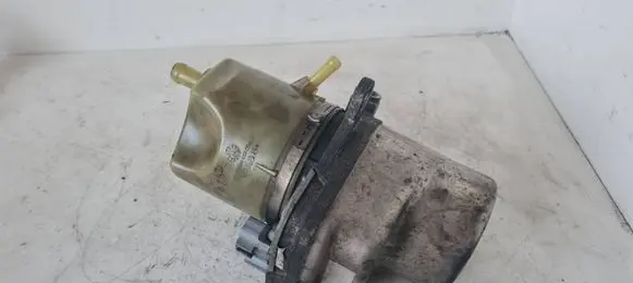 Volvo V50 Power steering pump 4N513K514DL 10085012