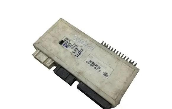 BMW 5 E39 Comfort/convenience module 8381492 5DK00704716 12037310