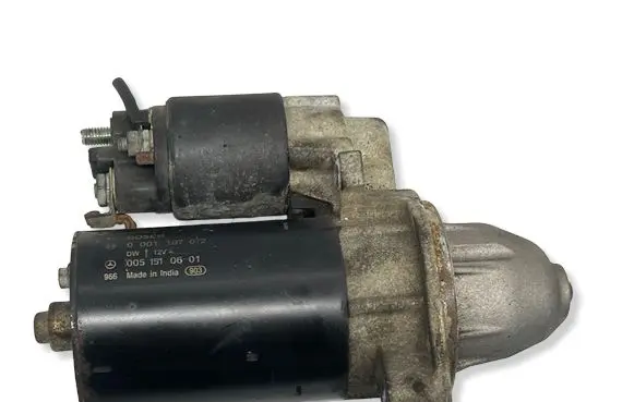 Mercedes-Benz SLK R170 Starter motor 0001107072 0051510601