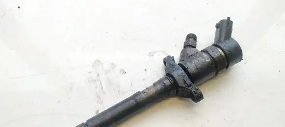 Ford Focus C-MAX Fuel injector 0445110188