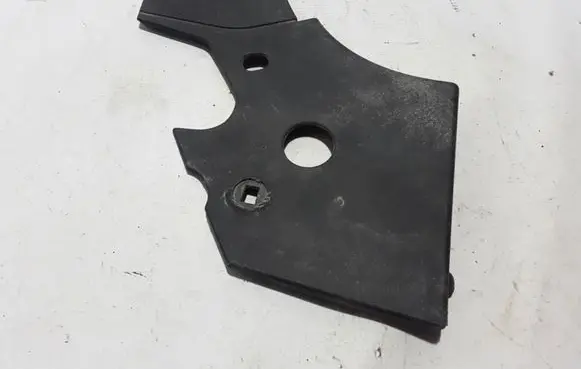 Engine bonnet/hood lock trim molding