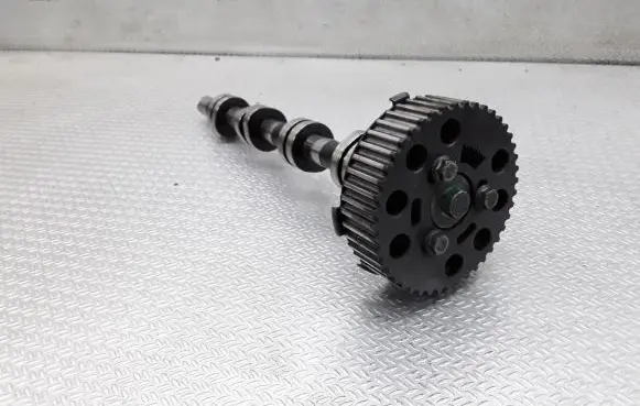 Mitsubishi Grandis Camshaft 038109111E