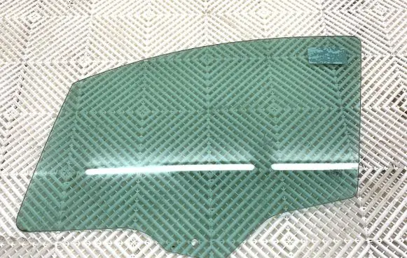 Ford Transit Courier Front door window glass four-door ET76A21411A