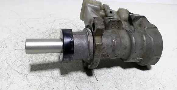 Renault Trafic II (X83) Master brake cylinder 21030399