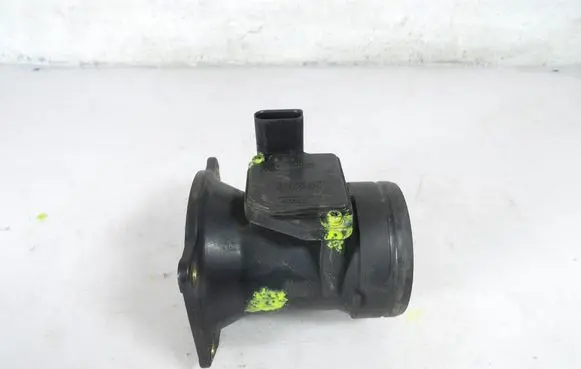 Volkswagen Golf IV Mass air flow meter 06A906461B