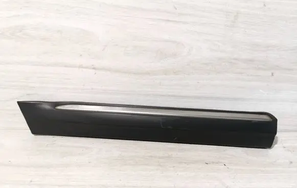 BMW 7 E32 Fender trim (molding) 1908681