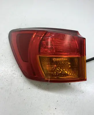 Lexus IS 220D-250-350 Rear/tail lights