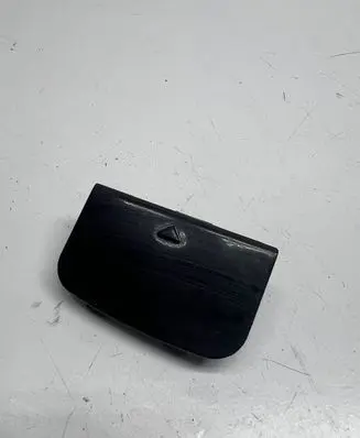 BMW 7 E65 E66 Front tow hook cap/cover 8223210