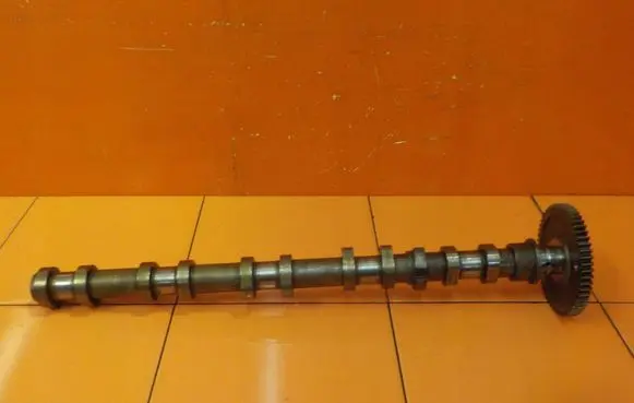 Volvo S60 Camshaft 4903543