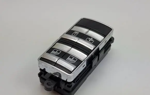 Mercedes-Benz S W221 Electric window control switch A2218214551 502199002 51ZGS001