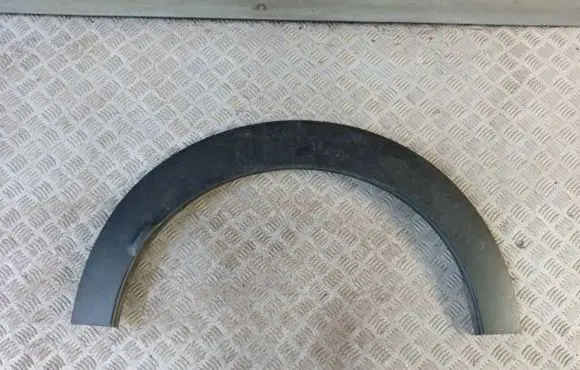Citroen C4 Cactus Rear arch trim 9801554380