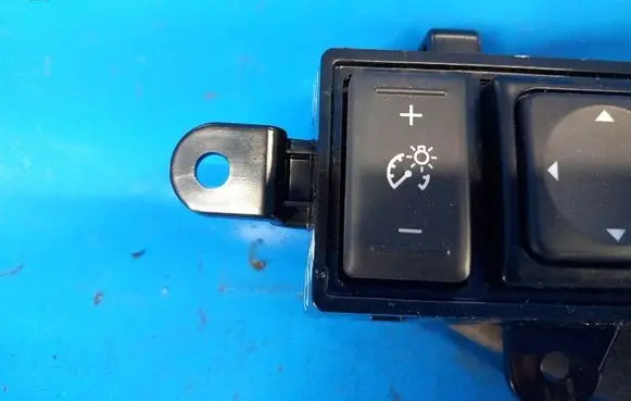 Nissan Sentra B17 Climate control/heater control trim 259803RA0A